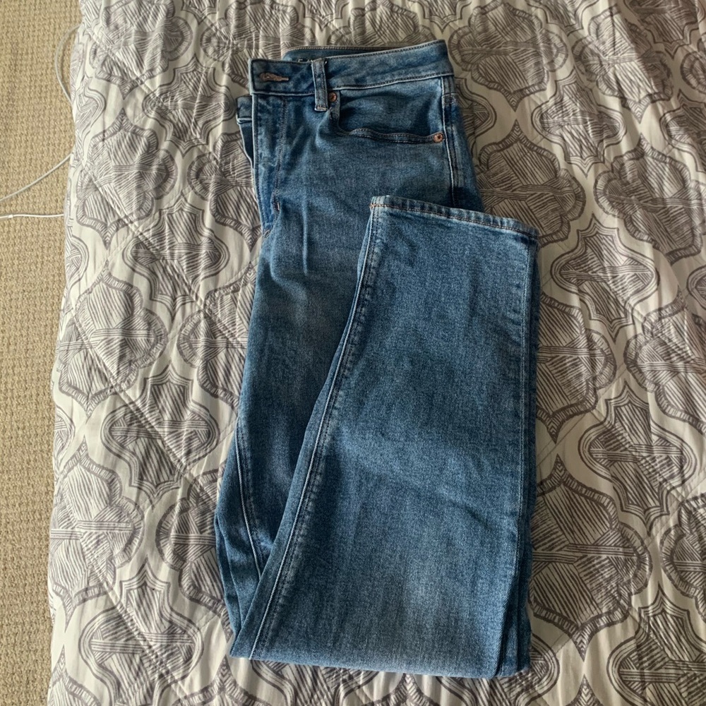 American eagle mom jeans